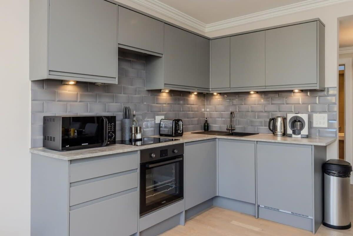 Dragon Suites - Edinburgh City Centre 2 Bed Apartment Exteriör bild